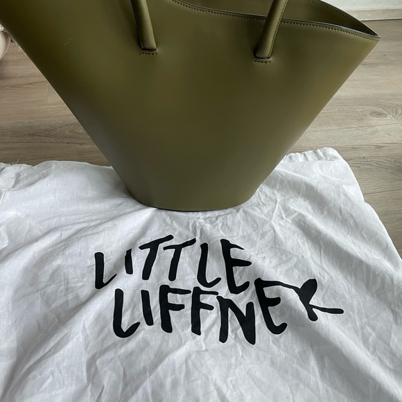 Little Liffner Tulip Tote with long handles in green with dust bag - Picture 6 of 6